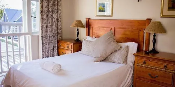 Westbury House Guest House Le Cap