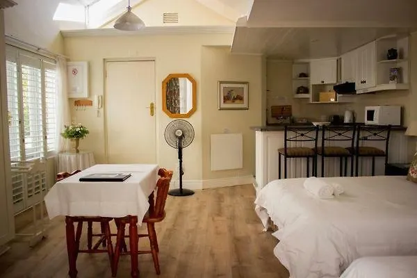 Westbury House Guest House Cape Town